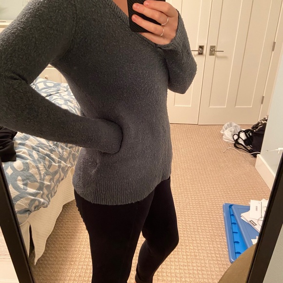 Abercrombie and Fitch Sweater - Picture 2 of 3